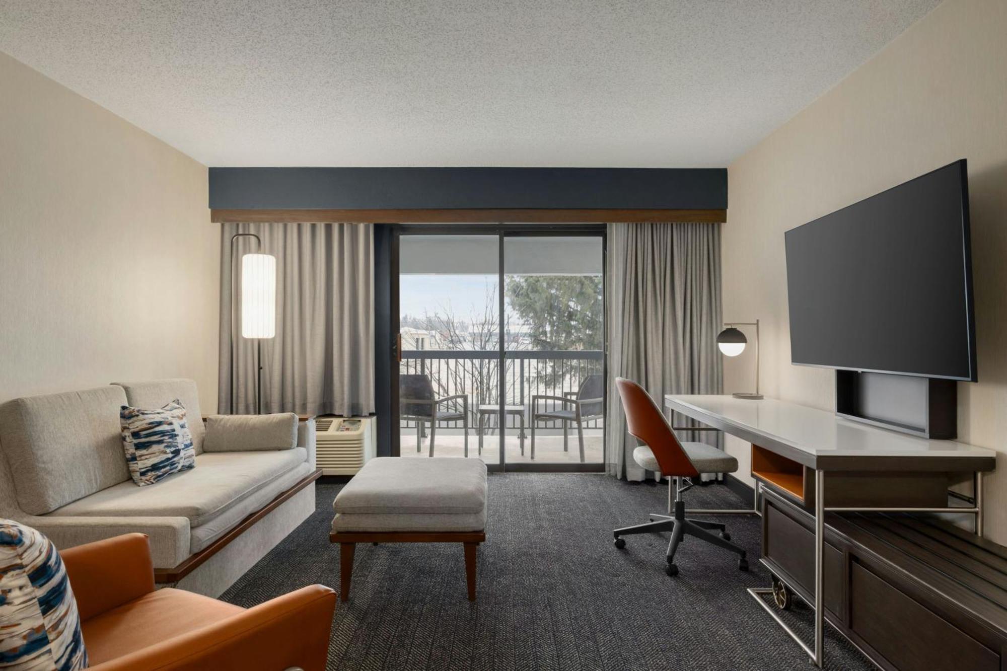 Courtyard By Marriott Kokomo Esterno foto